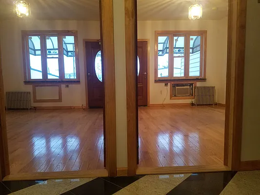 Rented by Apple Exclusive Realty Inc | media 29