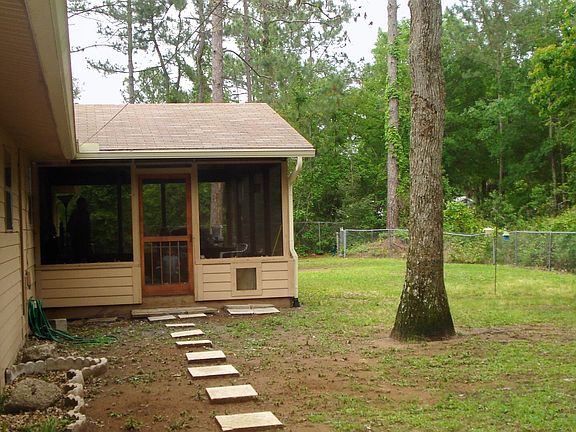 2nd image of 2740 Pleasure Ln