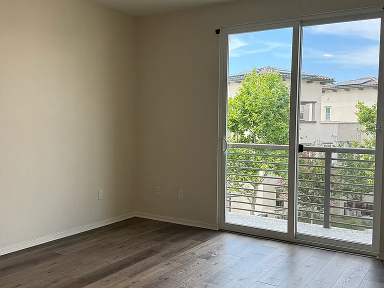 5200 Beachside Ln #113 — Photo 9