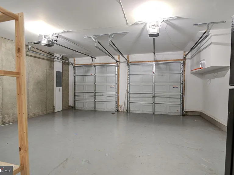 3401 Eagle Ridge Dr — Photo 39