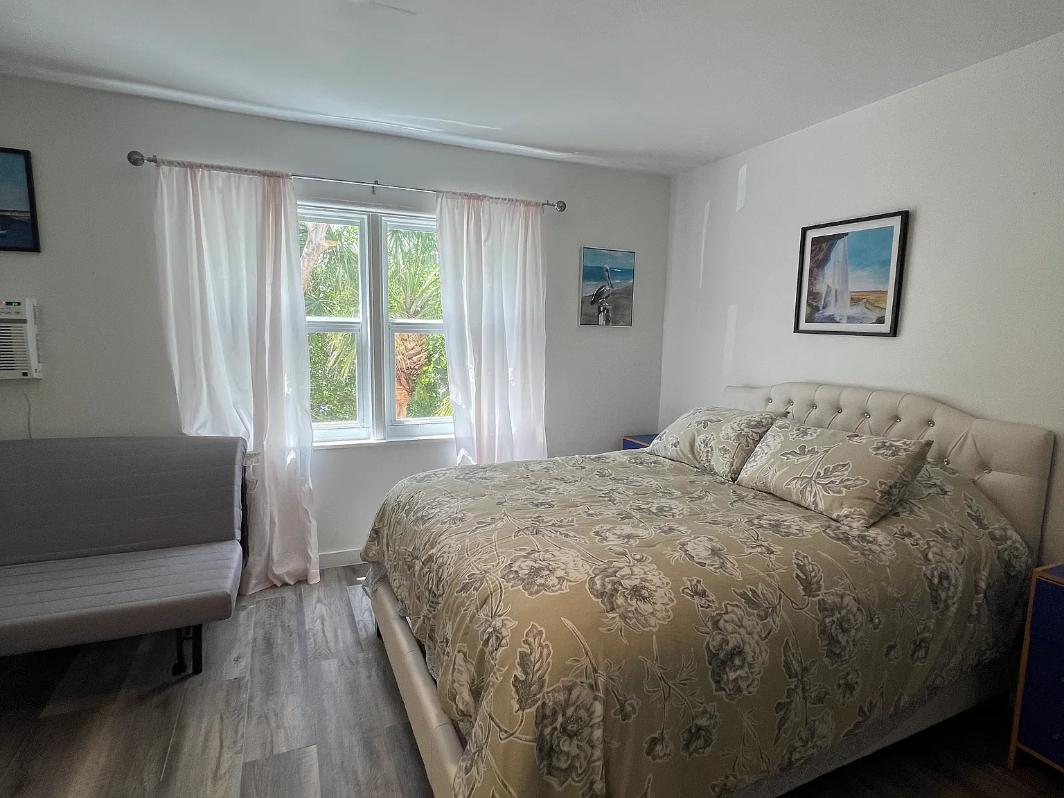 Studio, 340 sqft, $1,800 — Photo 3