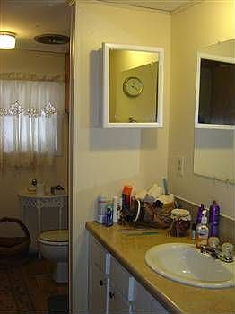 4th image of 7590 Shady Oak Dr