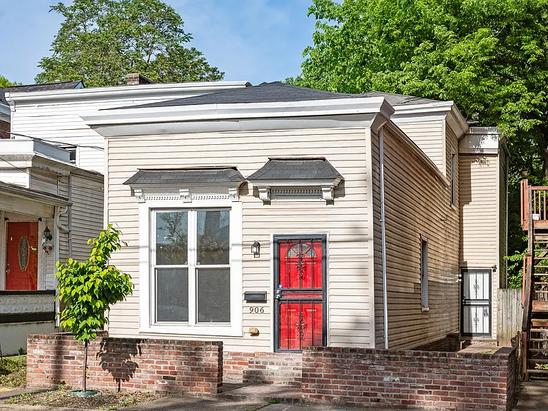 906 S Shelby St — Photo 1