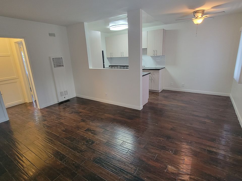 1st image of 924 Hancock Ave APT 2