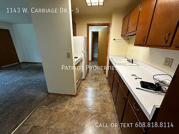 2nd image of 1143 W Carriage Dr #5