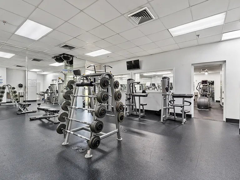 800 N Miami Ave #210 — Photo 4