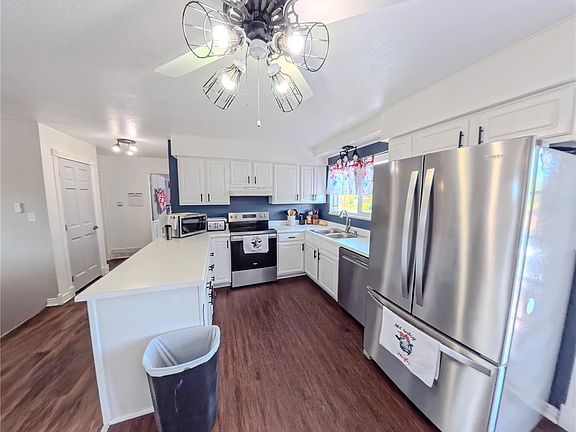 4th image of 1624 Longbranch Street