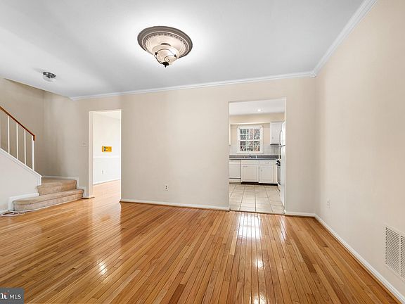 4th image of 3129 Windwood Farms Dr