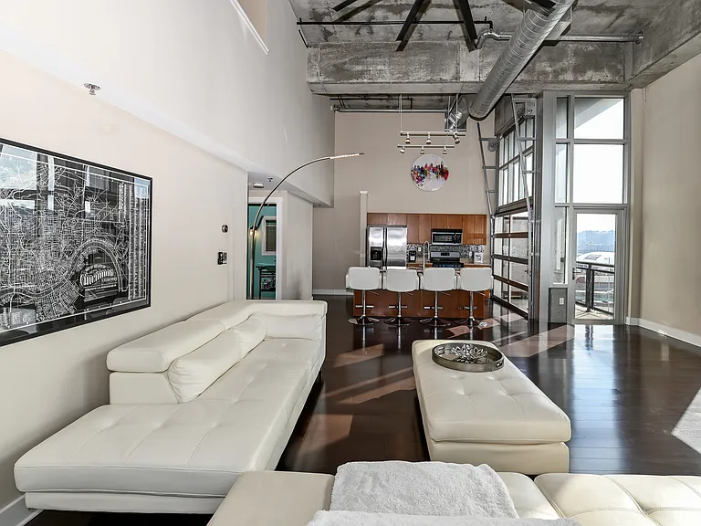 353 W 4th St #501 — Photo 33