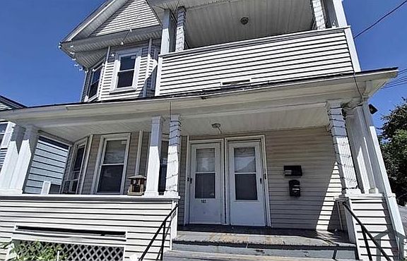 5th image of 100 Horace St