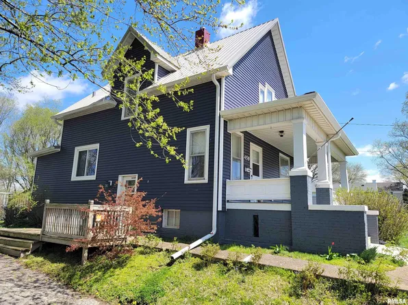 459 W Locust St, Canton, IL 61520