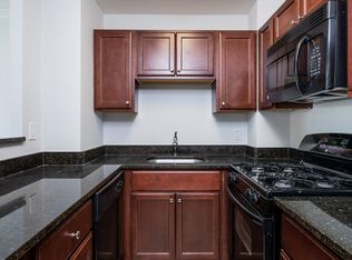 1390 Columbia Rd #1H, Boston, MA 02127