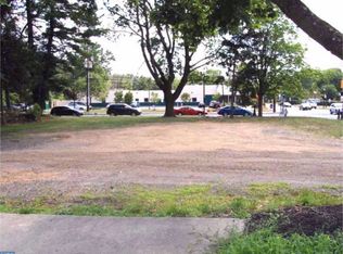 1 E Gloucester Pike, Barrington, NJ 08007