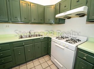 23-88 32nd St FLOOR 1, Astoria, NY 11105