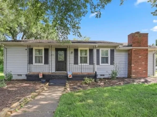 7506 Dr Hodge Rd, Henderson, KY 42420