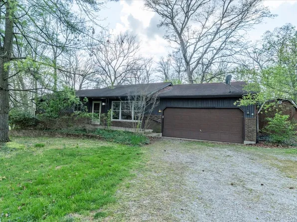 103 Hickory Hills Dr, Hillsboro, OH 45133