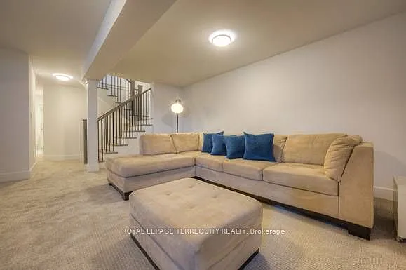 154 Sycamore St — Photo 23