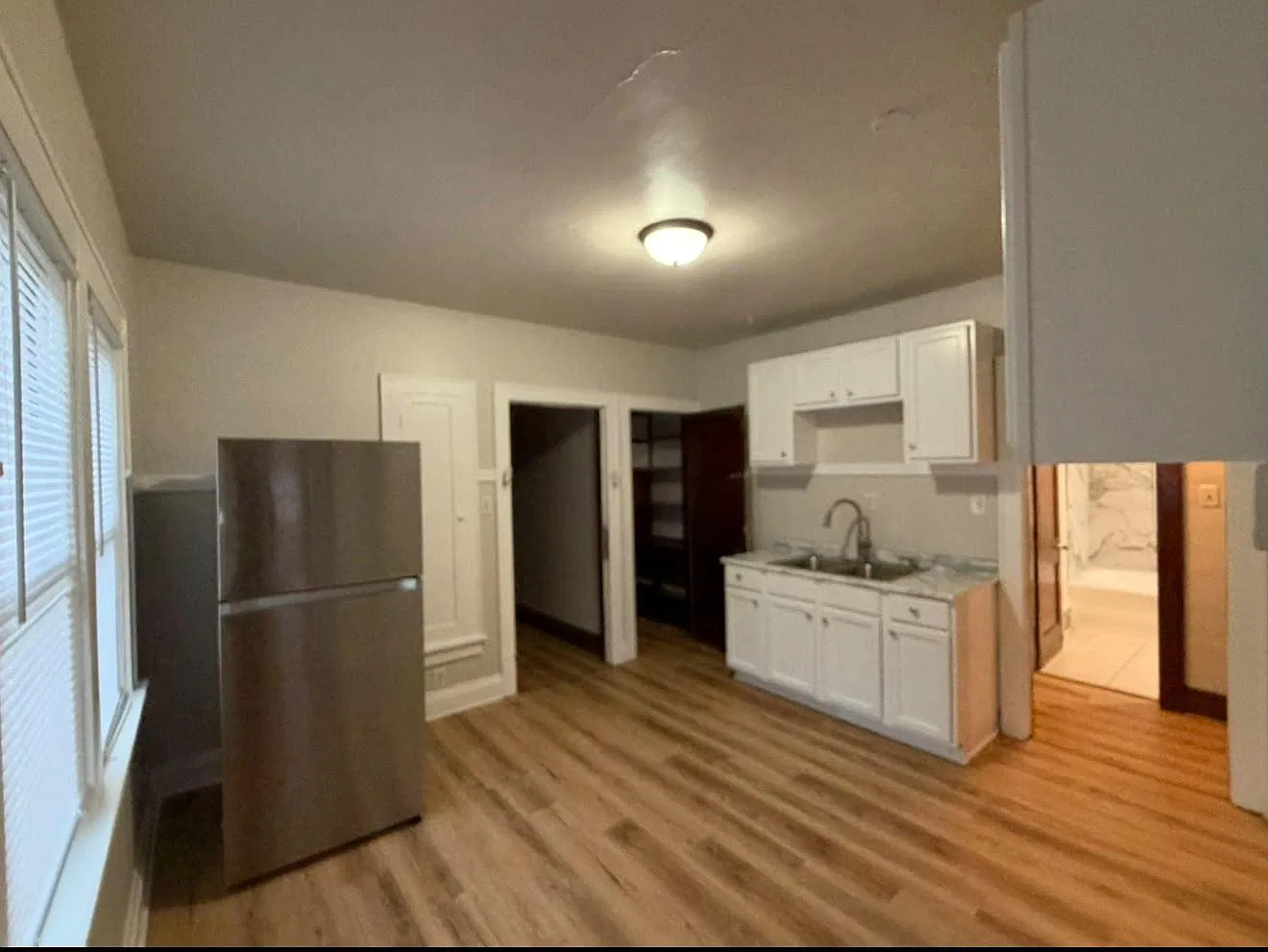 2511 N 50th St - 2513 N 50th St — Photo 3