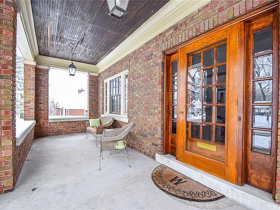 2nd image of 300 Greenmount Blvd