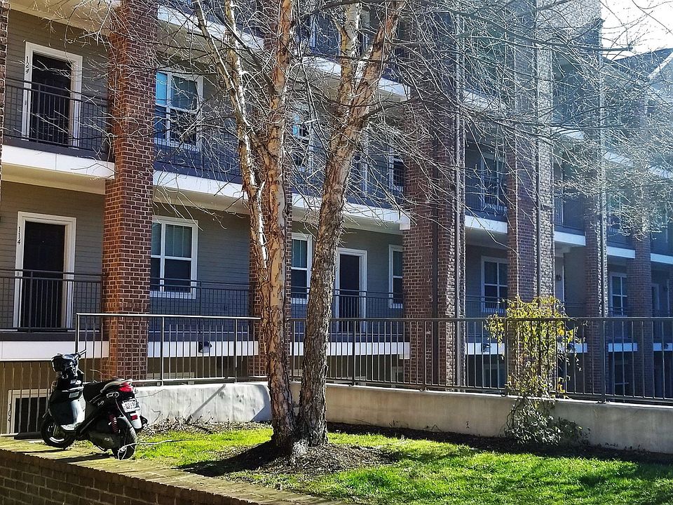1st image of 2310 Elliott Ave APT 114