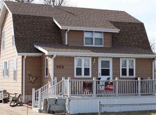 222 Pioneer Trce, Sutherland, NE 69165