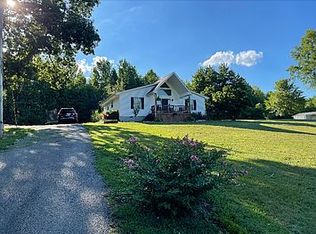 102 Beechview Dr, Clifton, TN 38425