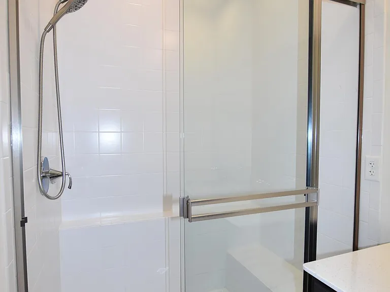 2945 Showplace Dr — Photo 46