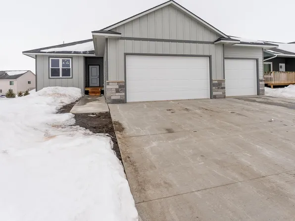 118 Skyline Dr, Valley Springs, SD 57068