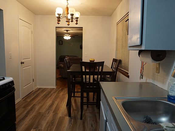 3rd image of 113 N Cynthia Ave