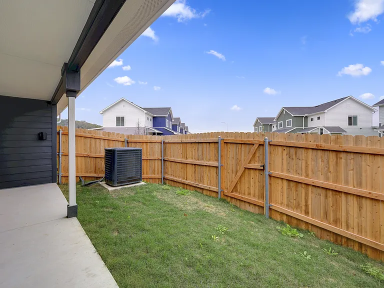 Equinox Townhomes at New Braunfels — Photo 18