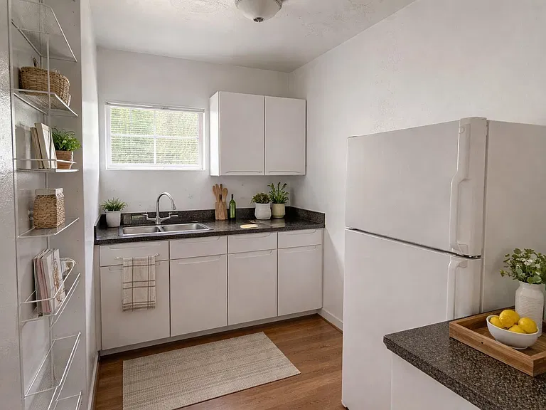 5611 Jackson St #11 — Photo 2