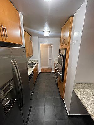 3rd image of 203 E 69th St #12N