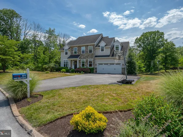 874 E Philip Dr, Phoenixville, PA 19460