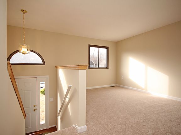 3rd image of 526 Greenblades Ct