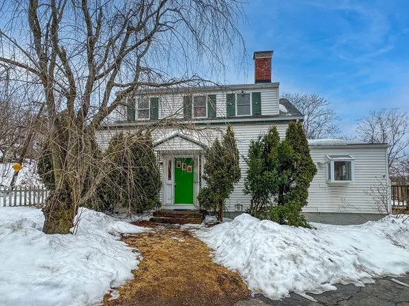 111 Mason St, Salem, MA 01970