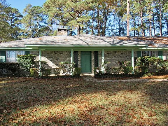 2nd image of 3316 Lake Forest Dr