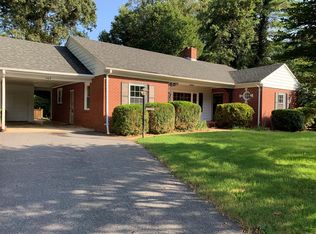 1405 Whittle Rd, Martinsville, VA 24112