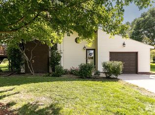 4319 Daniel Pl SE, Iowa City, IA 52240
