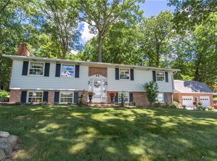 12075 Strausser St NW, Canal Fulton, OH 44614