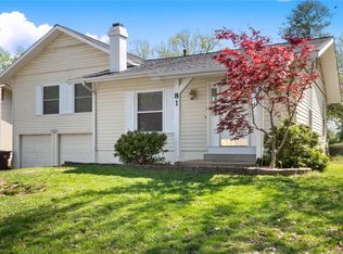 81 Kimberly Ln, Saint Peters, MO