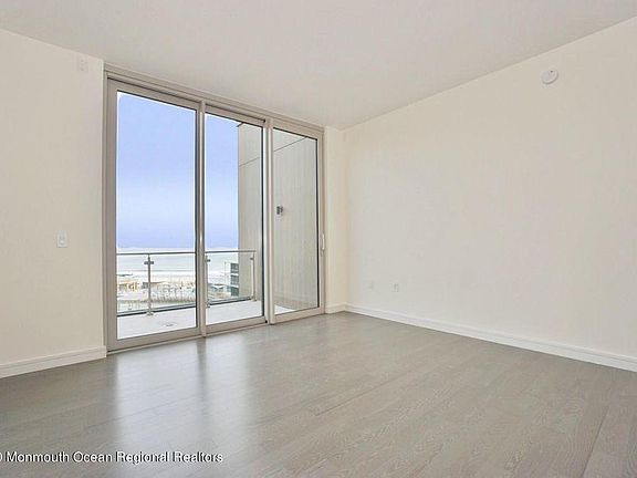 5th image of 30 Melrose Ter #612