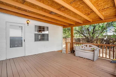 6831 Jade Park Ave NE — Photo 23
