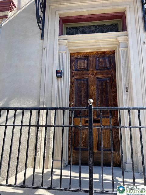 1st image of 27 N 2nd St #3