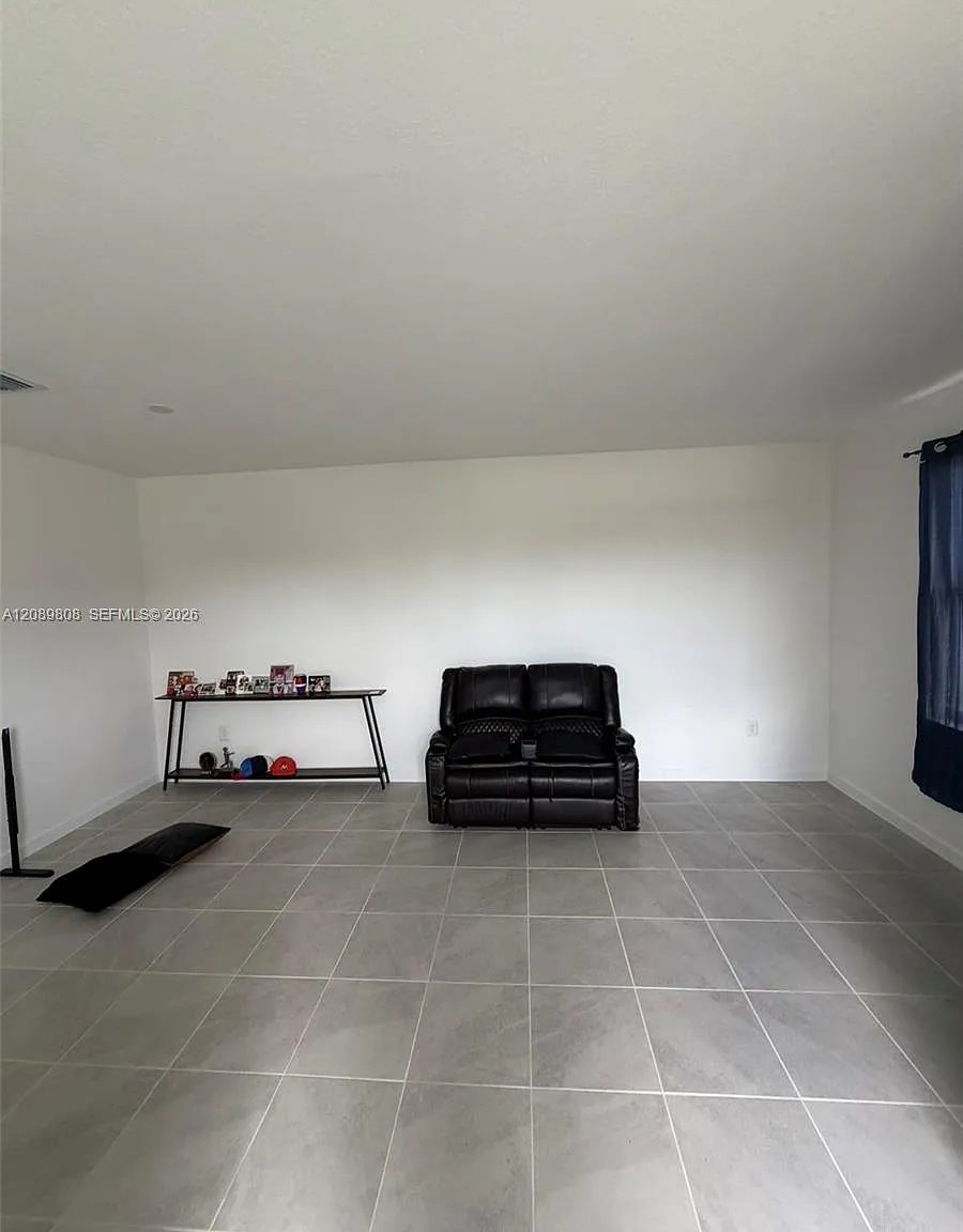 San Diego Villas — Photo 4