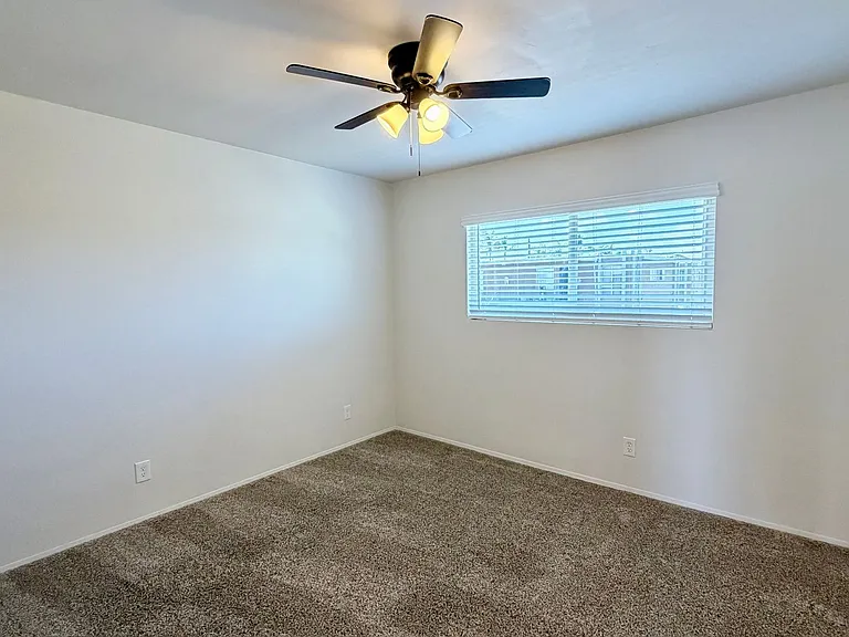 1457 Holly Ave #D — Photo 11