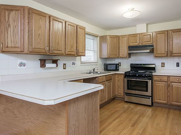 5th image of 35W860 Crispin Dr