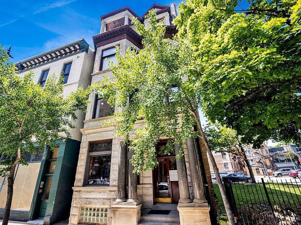 1st image of 2120 N Clark St APT 2