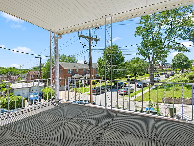 2600 N Longwood St — Photo 37