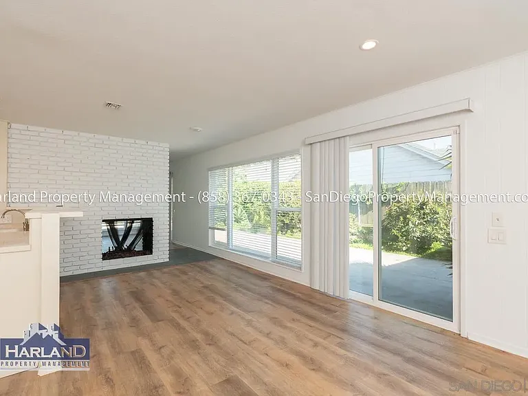 2401 Sagebrush Ct — Photo 2