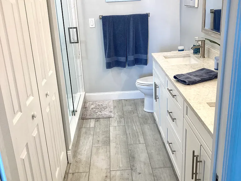 6750 Huntington Lakes Cir #103 — Photo 6